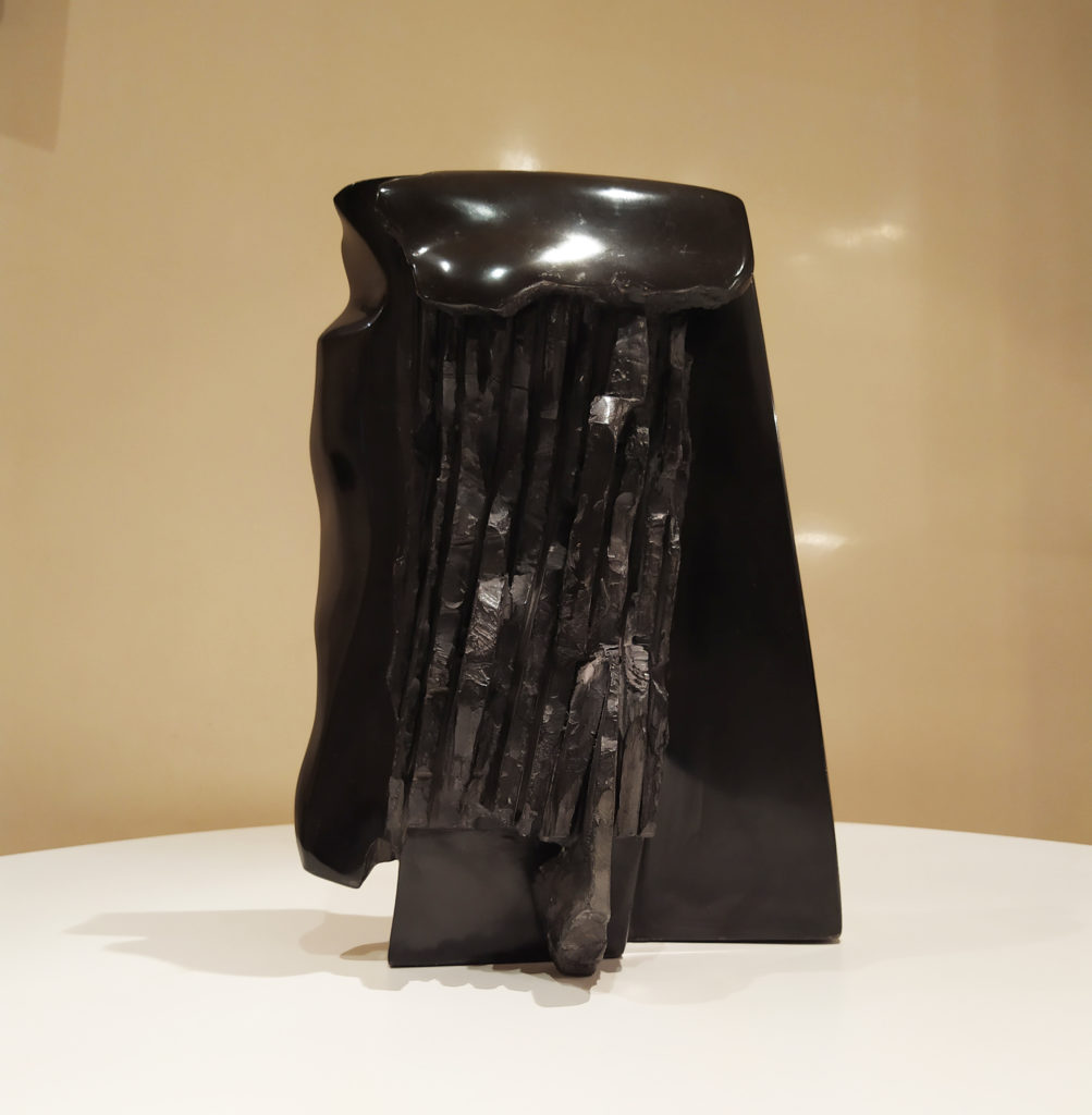 Onde IV / 2013 / Sculpture marbre noir de Belgique / (23 x 13) : H. 33 cm